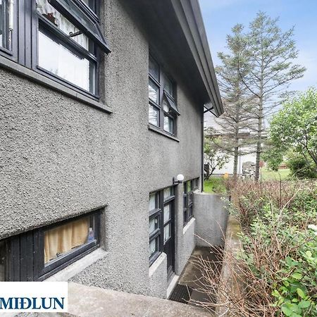 Large Apartment Close To The Centre Reykjavik Exterior photo